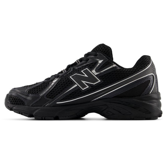 New Balance 740